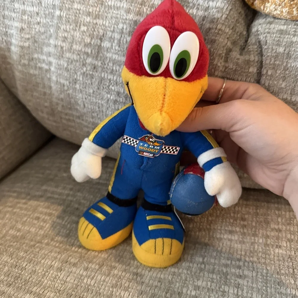 Vintage‎ 1999 Woody Woodpecker Nascar Plush by Stuffins with helmet 9